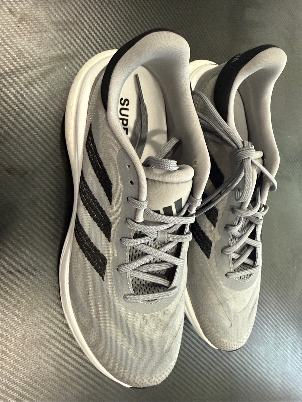 Adidas Men's Gray and Black Supernovas